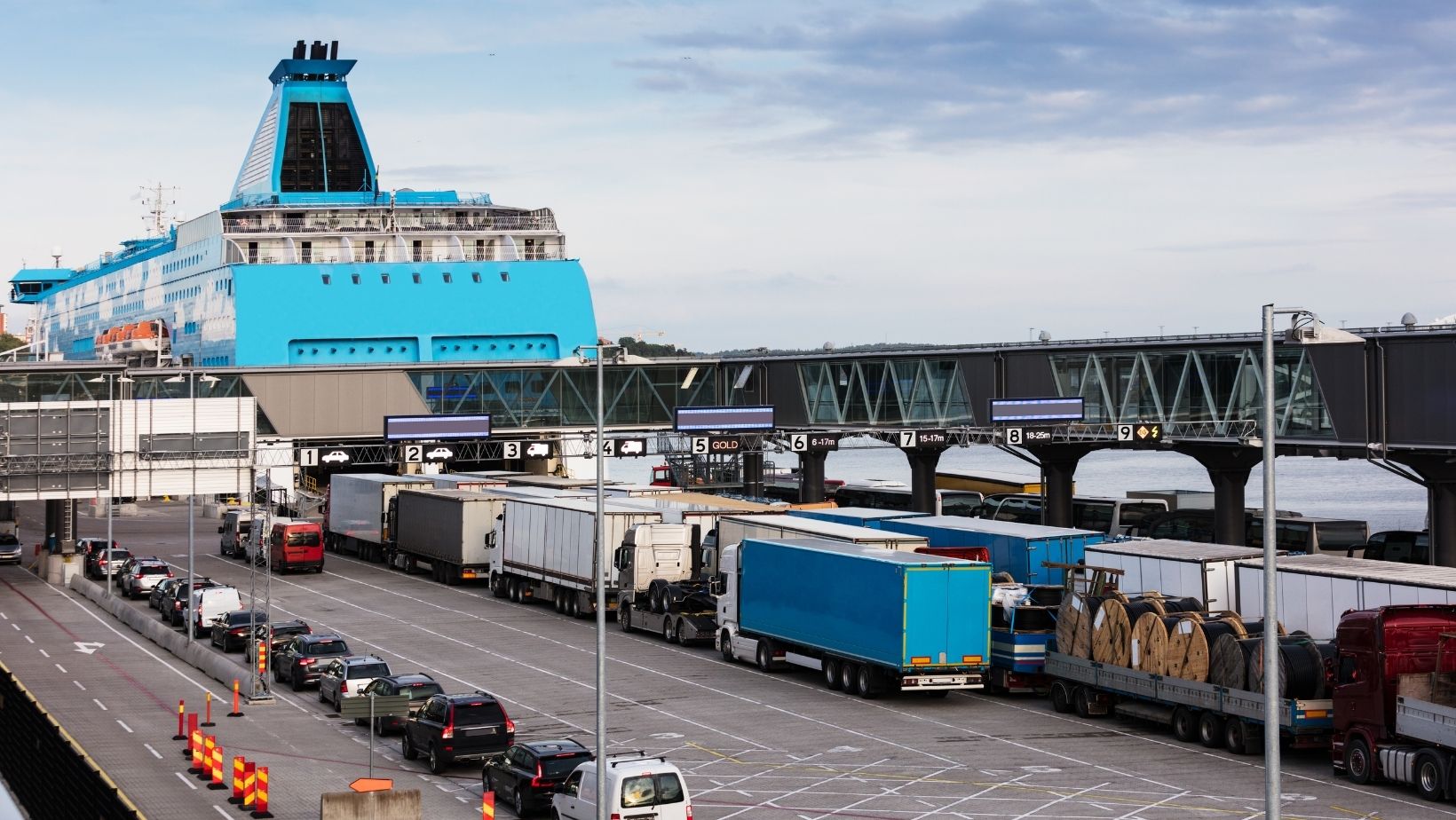 Thí điểm giao nhận hàng hóa 